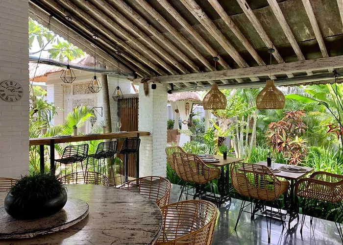 Gasthof Hari Indah Boutique &