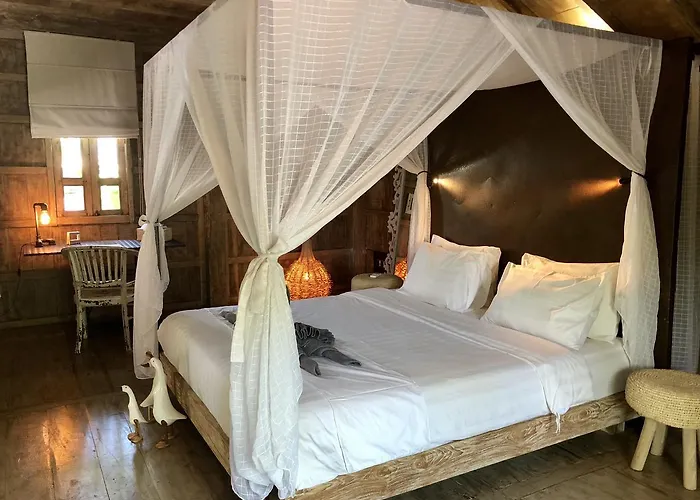 Hari Indah Boutique & Konukevi 4*