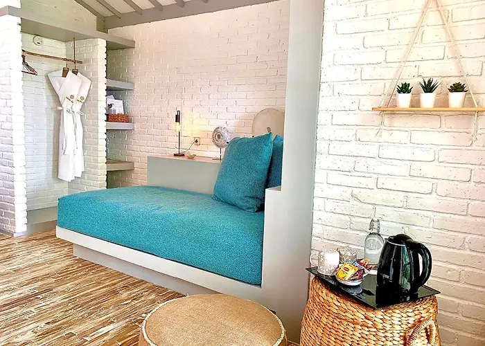 Hari Indah Boutique &
